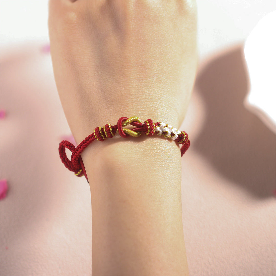 For Granddaughter - Grandmother And Granddaughter A link That Can Never Be Undone Peach Peach Blossom Knot Bracelet